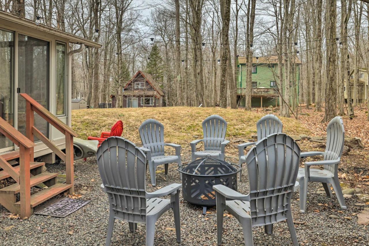Poconos Vacation Home Walk To Locust Lake! Pocono Lake Dış mekan fotoğraf